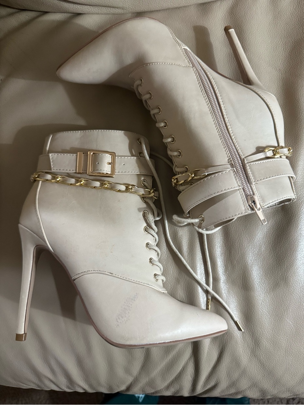 Shoe Dazzle Ivory Lace-Up Stiletto Ankle Boots with Gold Chain